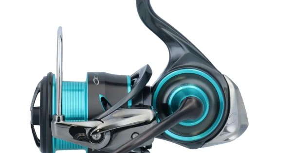 値下げ　Daiwa Emeraldas AIR FC LT 2500S DAIWA 21 Spinning Reel EMERALDAS AIR FC LT2500S From New Japan | eBay